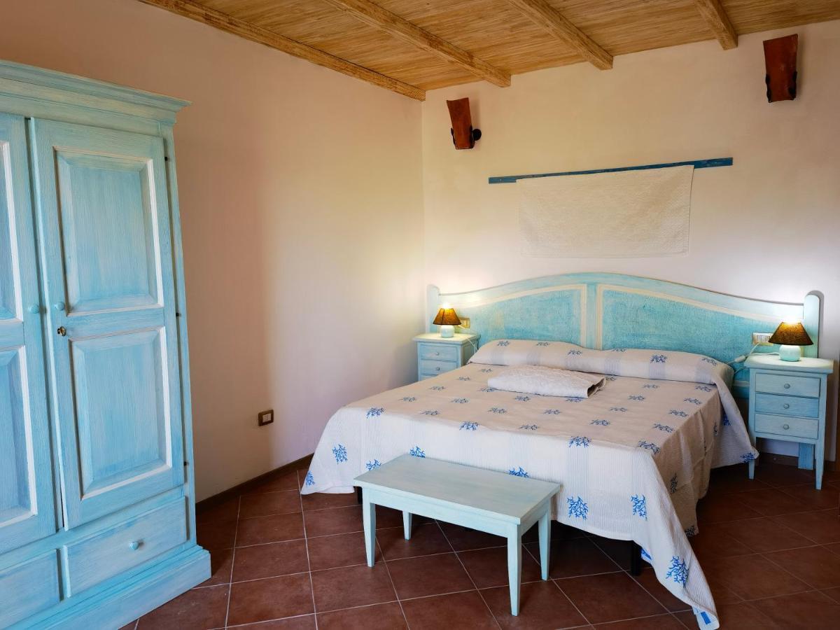 La Corte Degli Ulivi - Albergo Rurale Tresnuraghes Ngoại thất bức ảnh