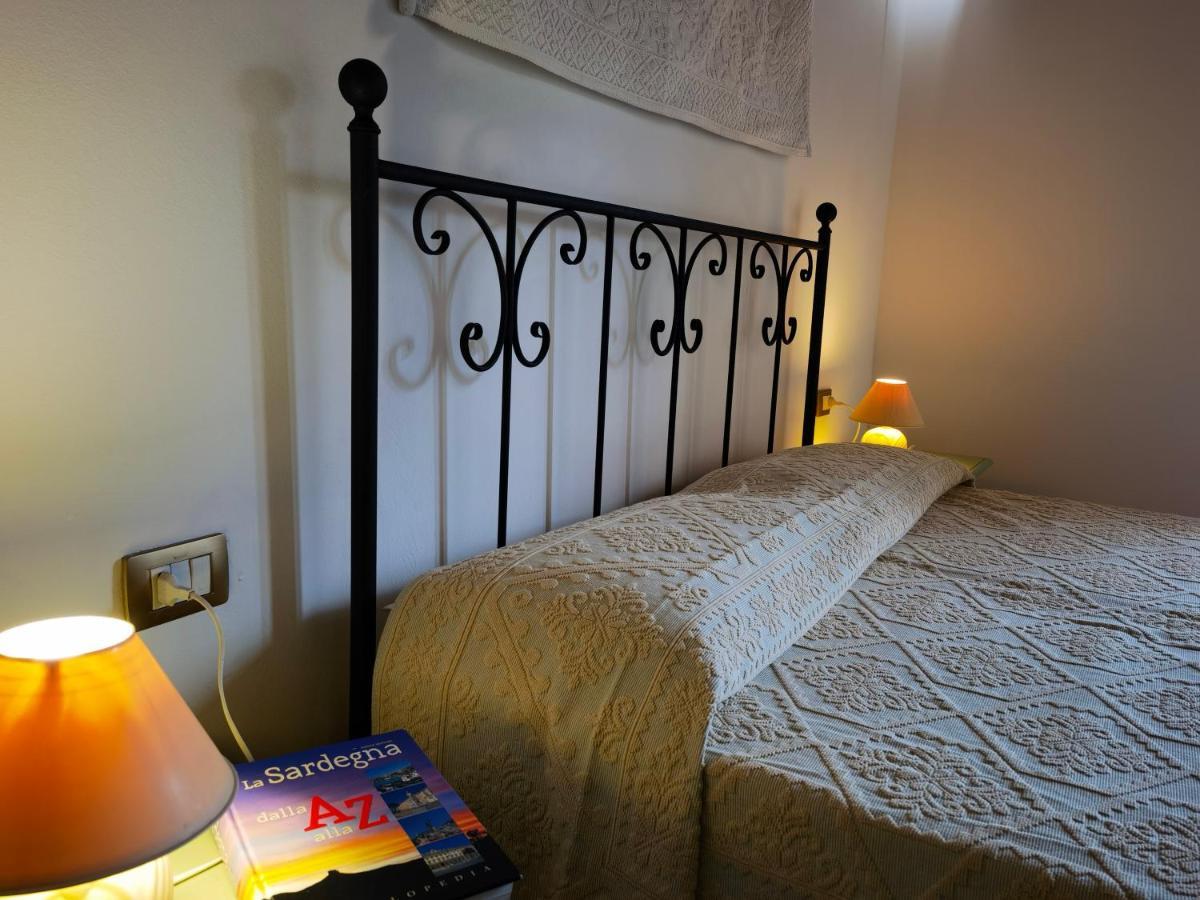 La Corte Degli Ulivi - Albergo Rurale Tresnuraghes Ngoại thất bức ảnh