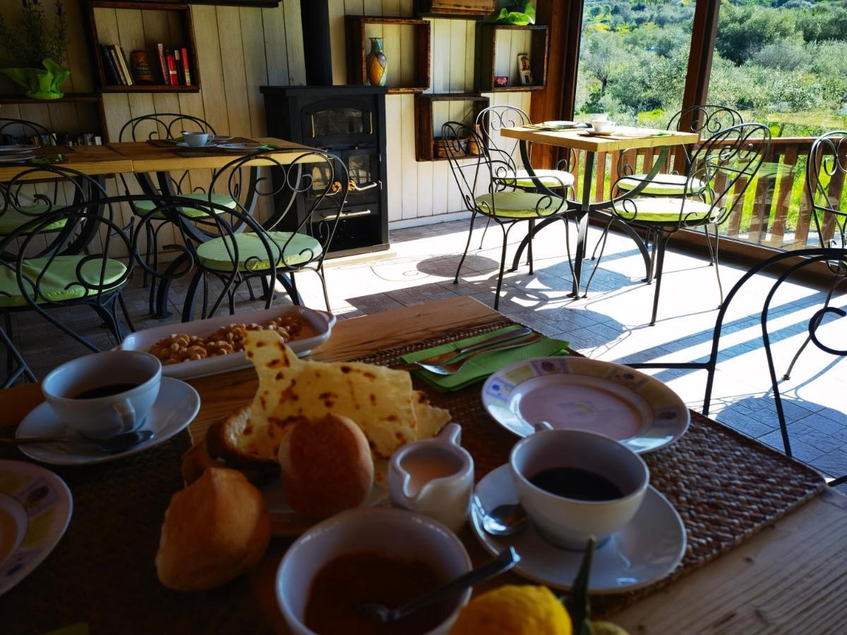 La Corte Degli Ulivi - Albergo Rurale Tresnuraghes Ngoại thất bức ảnh
