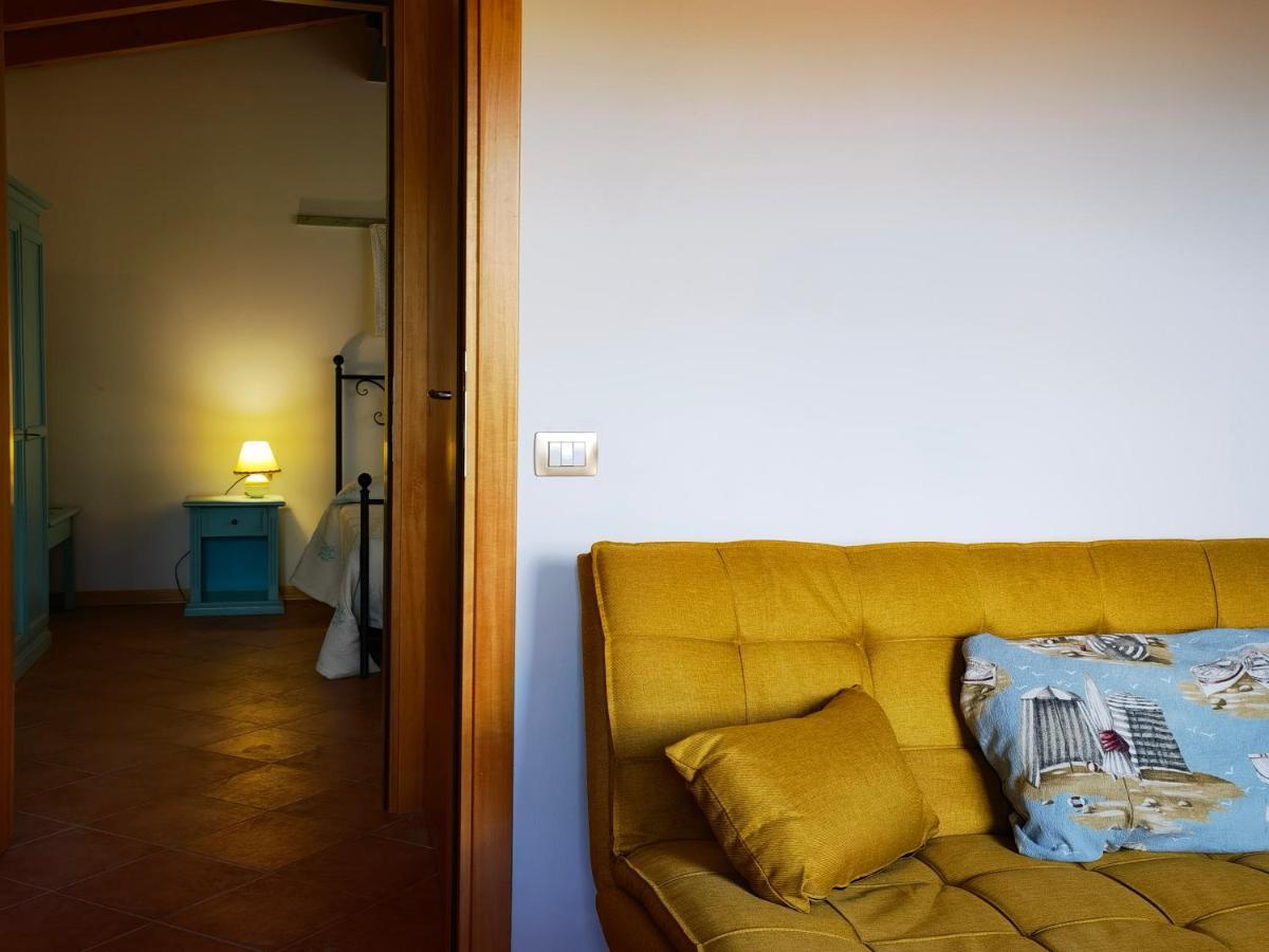 La Corte Degli Ulivi - Albergo Rurale Tresnuraghes Ngoại thất bức ảnh