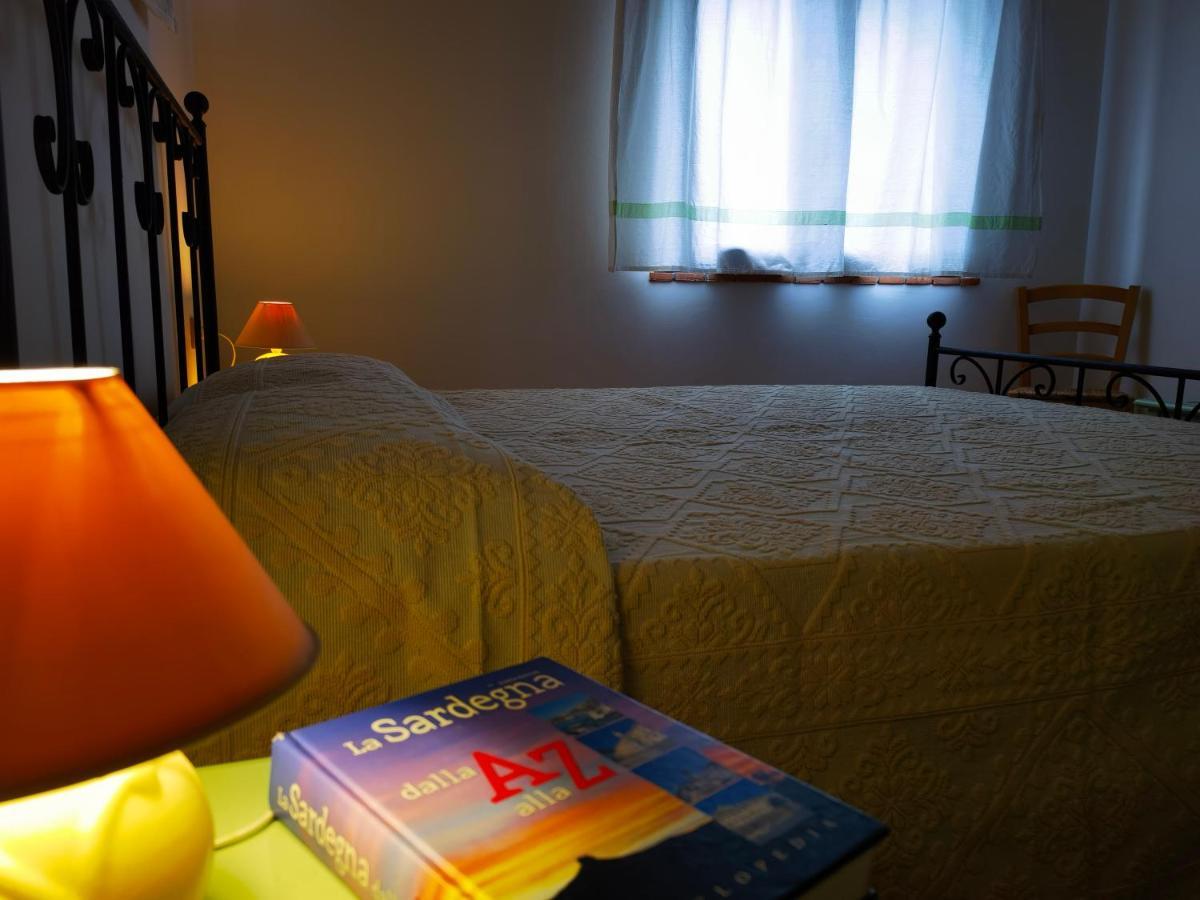 La Corte Degli Ulivi - Albergo Rurale Tresnuraghes Ngoại thất bức ảnh
