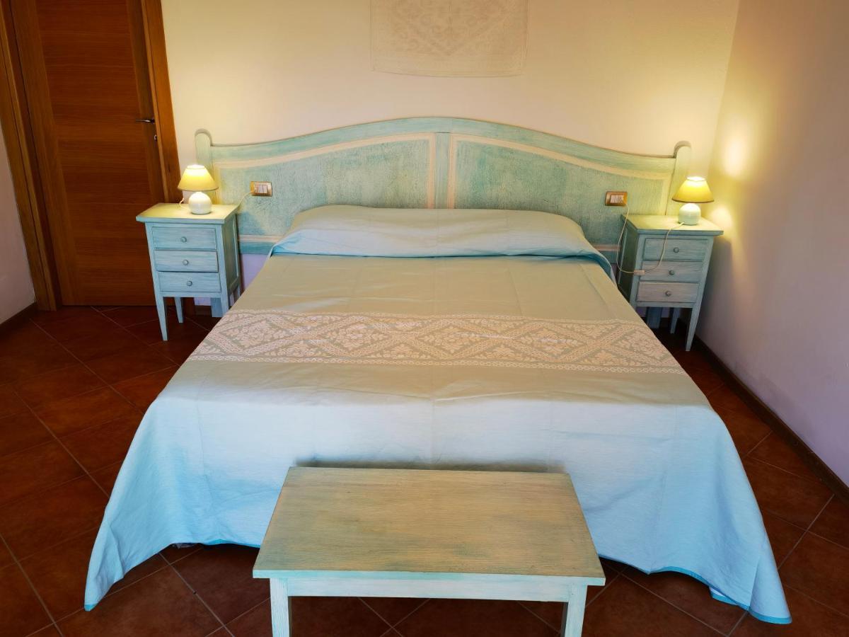 La Corte Degli Ulivi - Albergo Rurale Tresnuraghes Ngoại thất bức ảnh